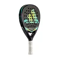 Adidas Arrow Hit Hexagon, schuin