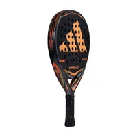 Adidas Arrow Hit Carbon Ctrl 2026, schuin